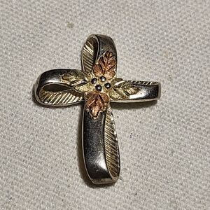 Sterling silver with Black Hills Gold accents